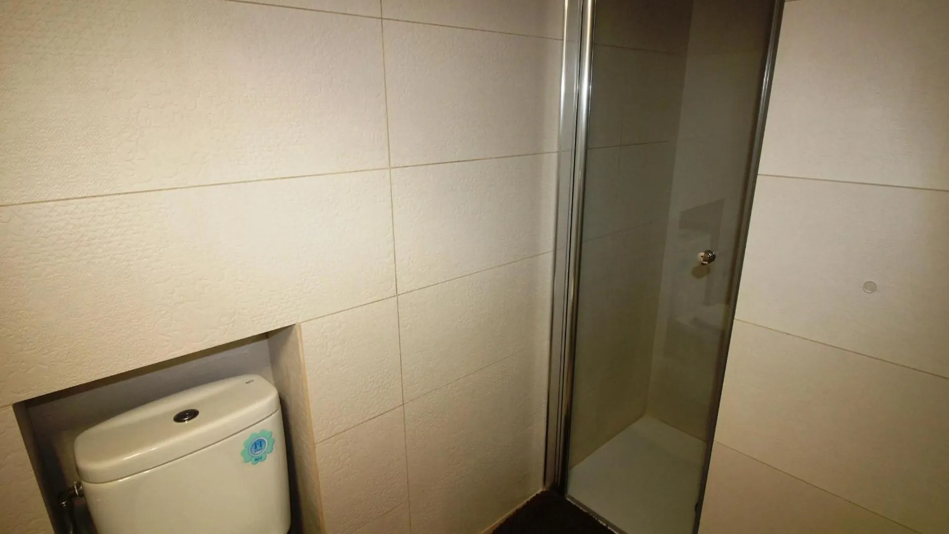 Apartamento Moderno Y Renovado A 50M De La Playa En Llanca, Con 3 Habitaciones Y Balcon - Es-228-68 0*, Llanca Spain